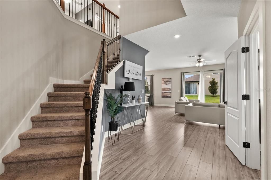 For Sale: $438,888 (4 beds, 2 baths, 2089 Square Feet)