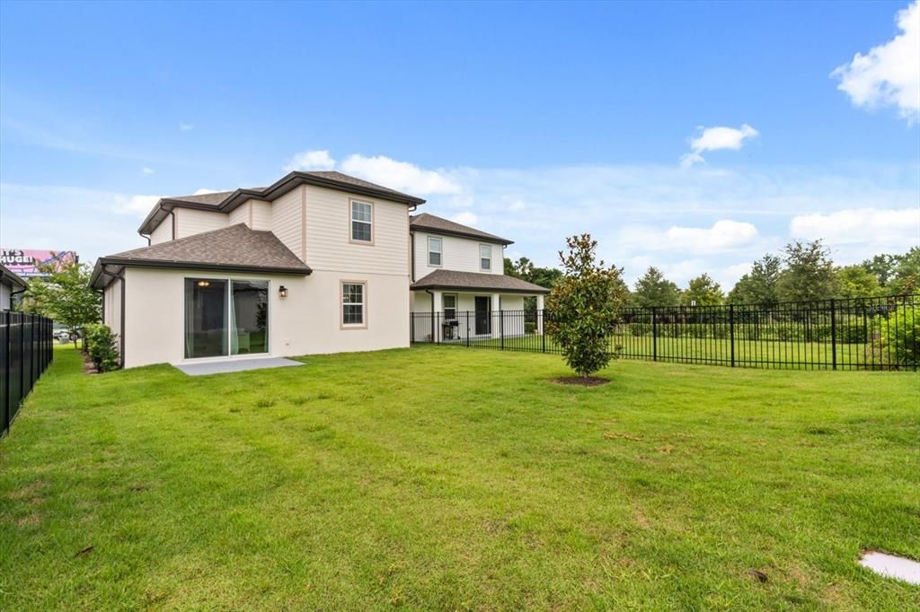 For Sale: $438,888 (4 beds, 2 baths, 2089 Square Feet)