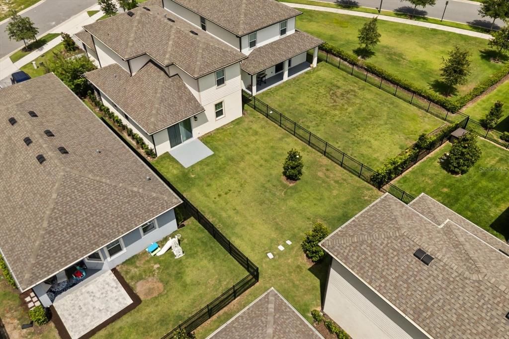 For Sale: $438,888 (4 beds, 2 baths, 2089 Square Feet)