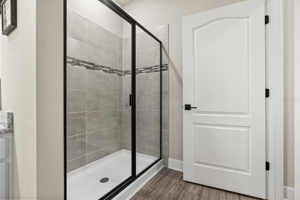 For Sale: $438,888 (4 beds, 2 baths, 2089 Square Feet)