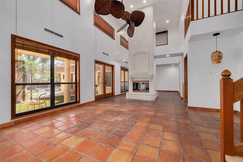 For Sale: $2,599,999 (5 beds, 3 baths, 4066 Square Feet)