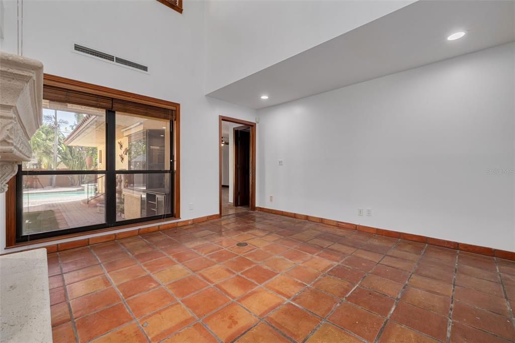 For Sale: $2,599,999 (5 beds, 3 baths, 4066 Square Feet)