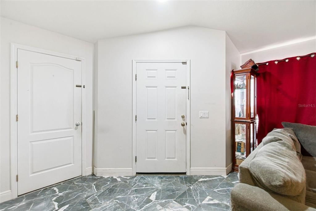 En Venta: $350,000 (3 camas, 2 baños, 1296 Pies cuadrados)