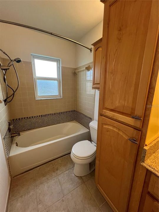 出租: $1,950 (2 贝兹, 2 浴室, 1138 平方英尺)