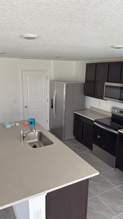 В аренду: $2,450 (3 спален, 2 ванн, 1566 Квадратных фут)