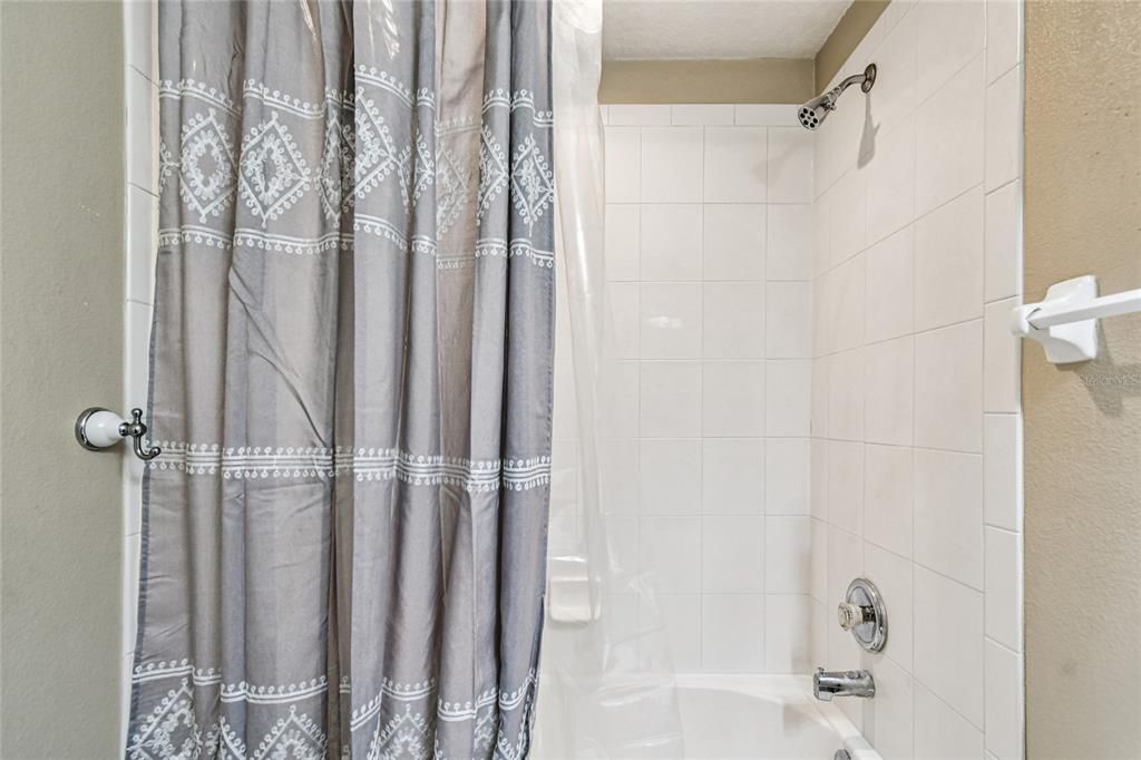 For Sale: $316,999 (3 beds, 2 baths, 1420 Square Feet)