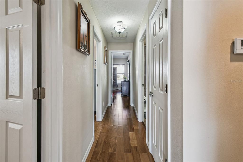 For Sale: $316,999 (3 beds, 2 baths, 1420 Square Feet)