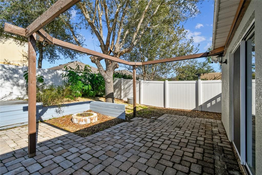 For Sale: $316,999 (3 beds, 2 baths, 1420 Square Feet)