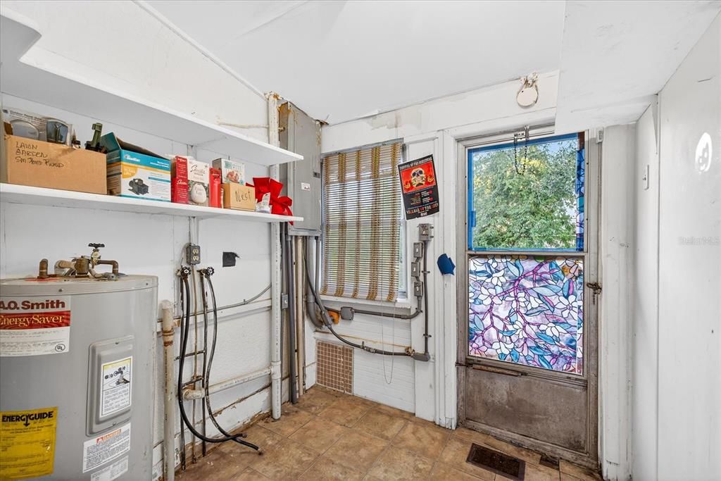 For Sale: $375,000 (2 beds, 0 baths, 1970 Square Feet)