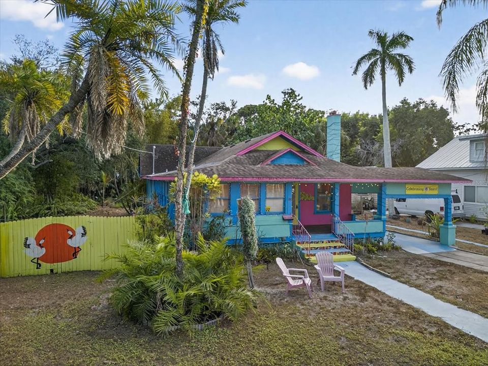 For Sale: $375,000 (2 beds, 0 baths, 1970 Square Feet)