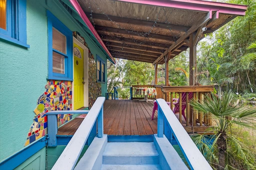 For Sale: $375,000 (2 beds, 0 baths, 1970 Square Feet)