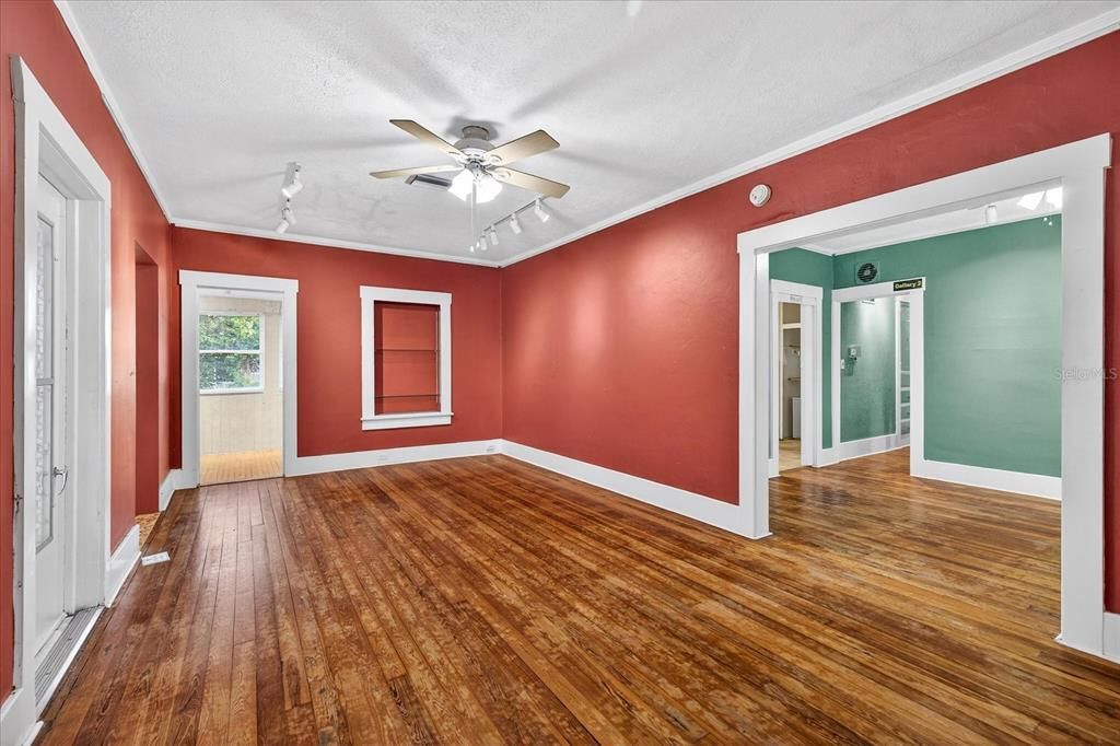 For Sale: $375,000 (2 beds, 0 baths, 1970 Square Feet)