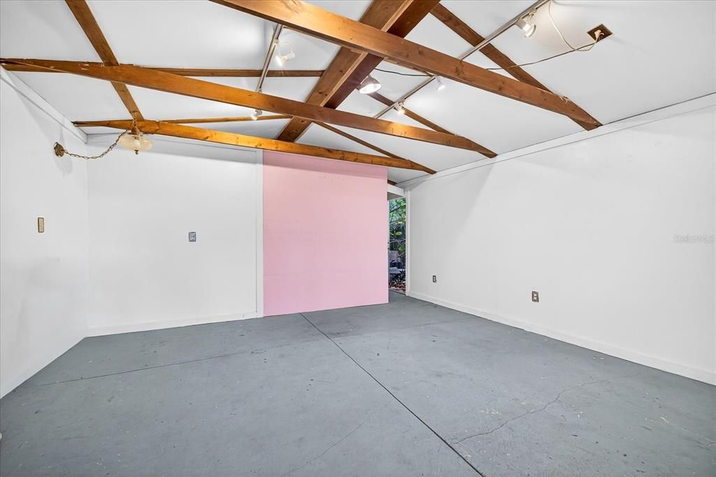 For Sale: $375,000 (2 beds, 0 baths, 1970 Square Feet)