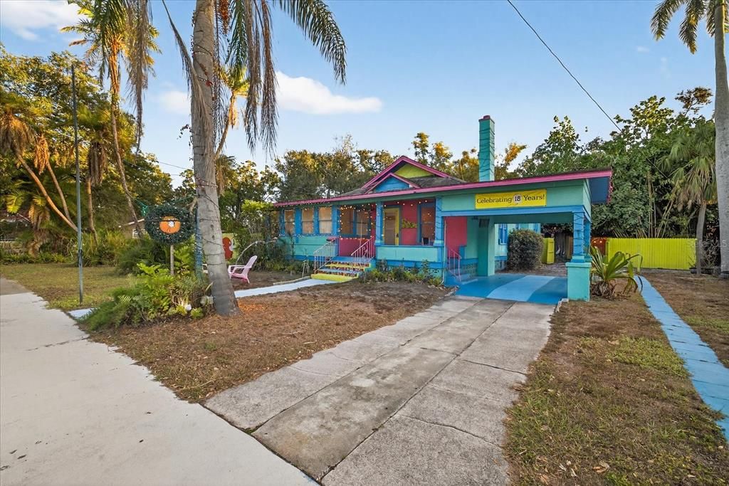 For Sale: $375,000 (2 beds, 0 baths, 1970 Square Feet)