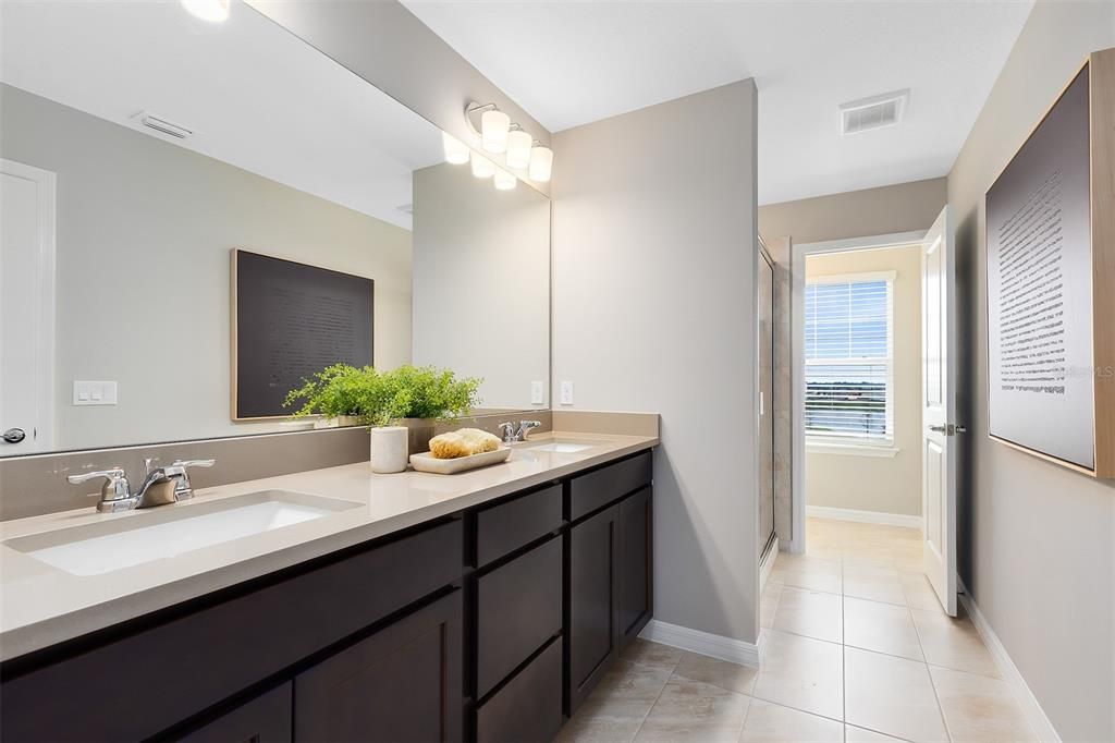 For Sale: $529,990 (5 beds, 3 baths, 2231 Square Feet)