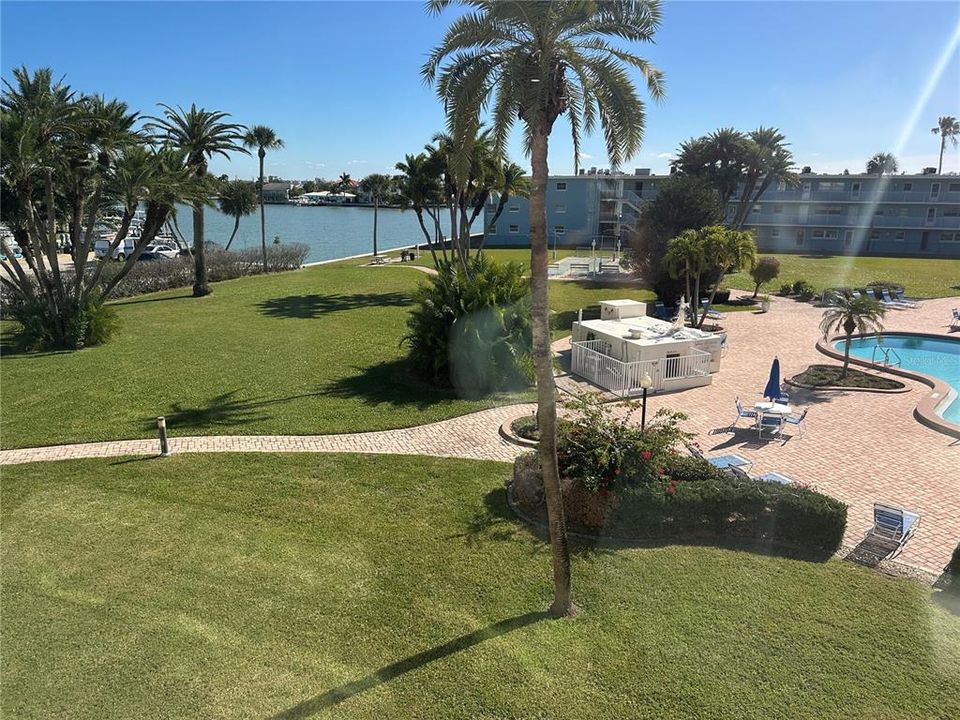 For Rent: $2,500 (2 beds, 2 baths, 1335 Square Feet)