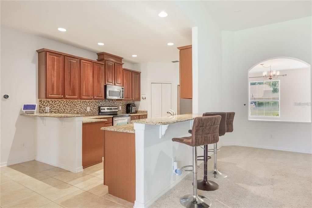 На продажу: $475,900 (3 спален, 2 ванн, 2193 Квадратных фут)