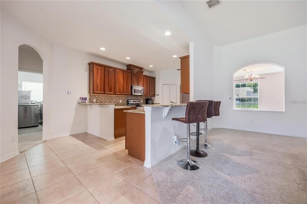 На продажу: $475,900 (3 спален, 2 ванн, 2193 Квадратных фут)