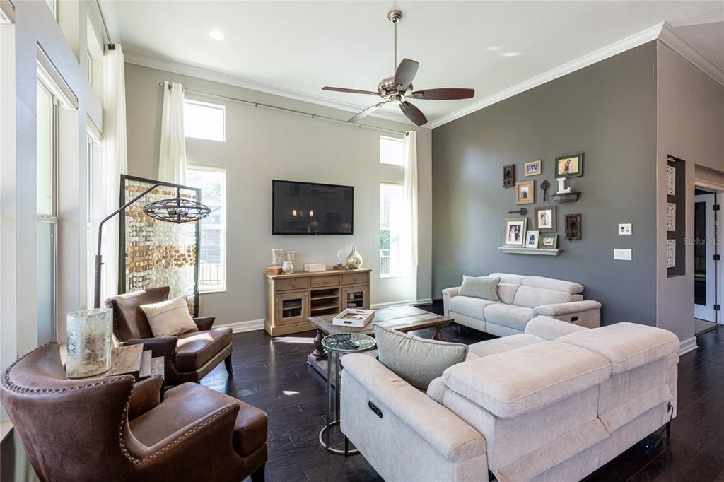 待售: $700,000 (4 贝兹, 3 浴室, 2833 平方英尺)