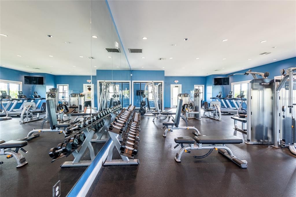 待售: $700,000 (4 贝兹, 3 浴室, 2833 平方英尺)