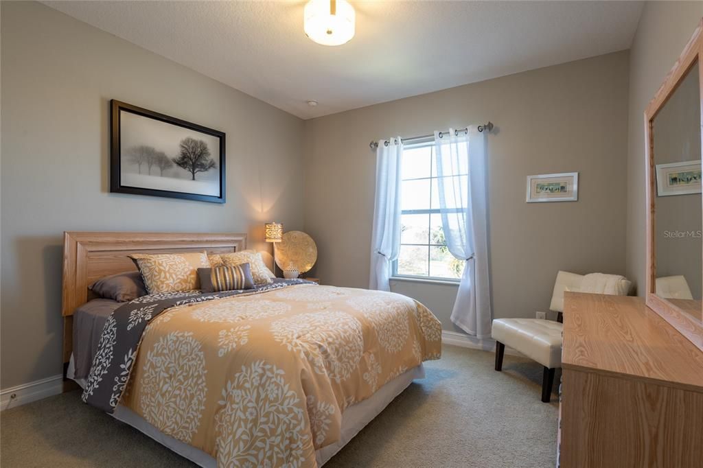 待售: $700,000 (4 贝兹, 3 浴室, 2833 平方英尺)