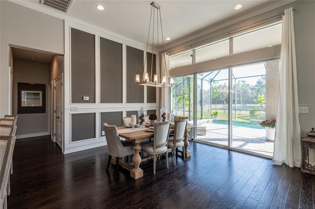 待售: $700,000 (4 贝兹, 3 浴室, 2833 平方英尺)