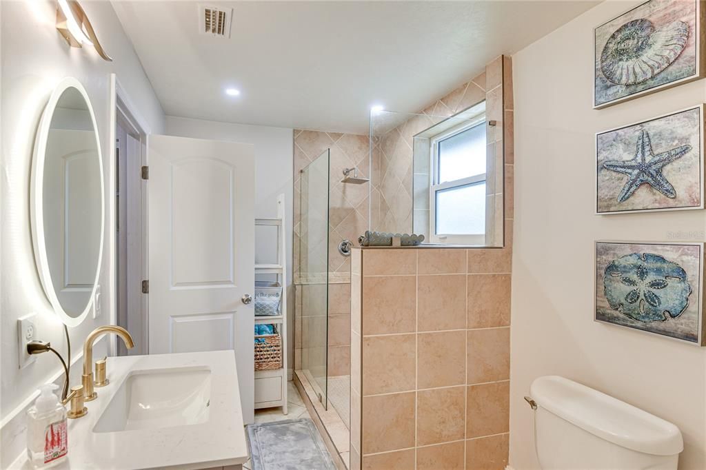 For Sale: $799,000 (7 beds, 0 baths, 2928 Square Feet)