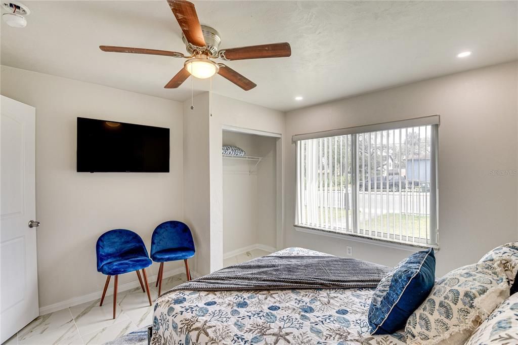 For Sale: $799,000 (7 beds, 0 baths, 2928 Square Feet)