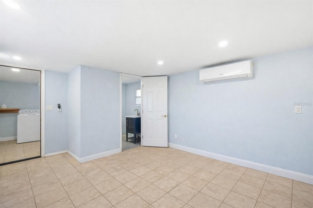 For Sale: $799,000 (7 beds, 0 baths, 2928 Square Feet)