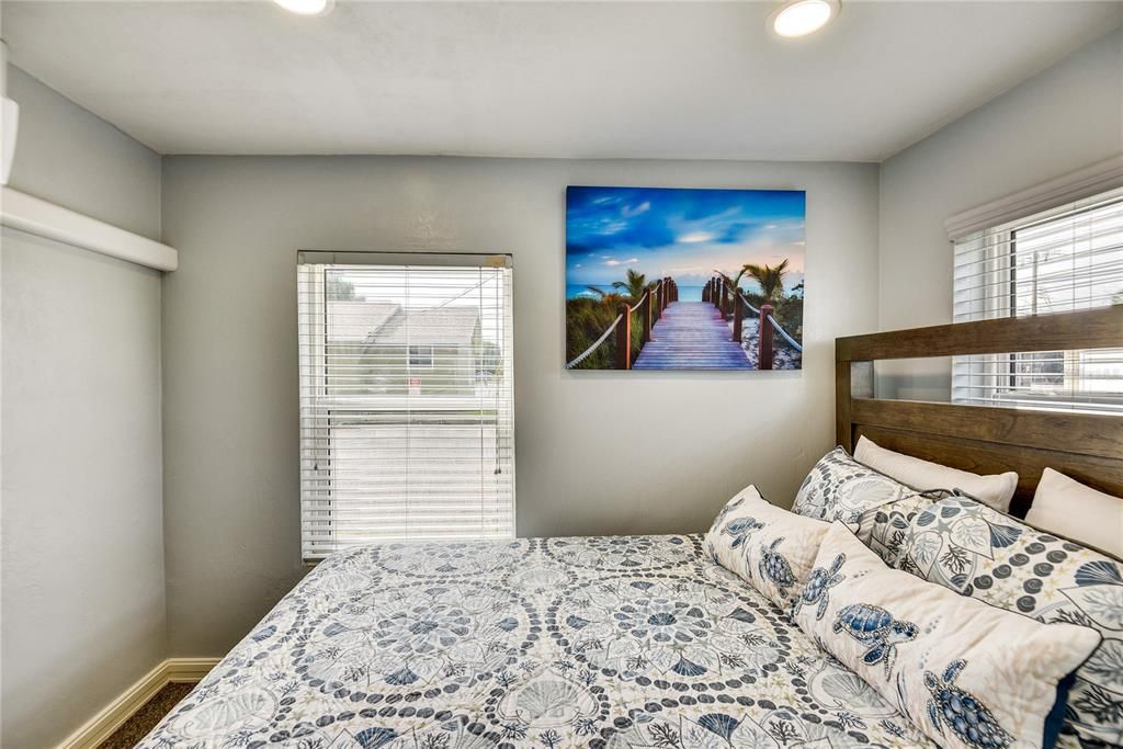 For Sale: $799,000 (7 beds, 0 baths, 2928 Square Feet)