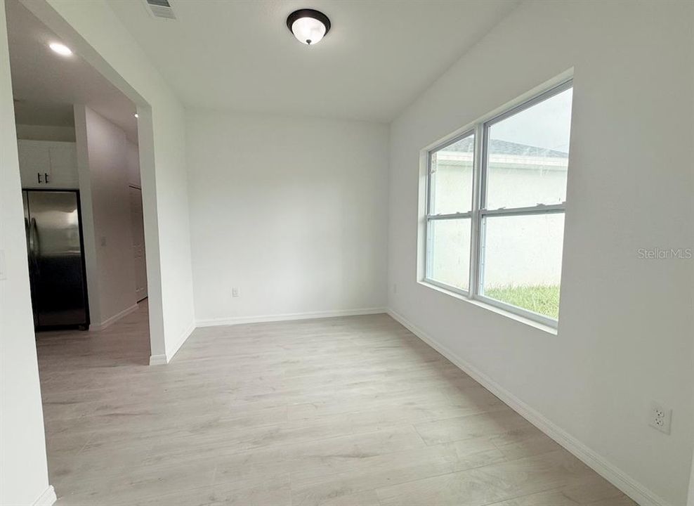 出租: $2,200 (4 贝兹, 2 浴室, 2012 平方英尺)