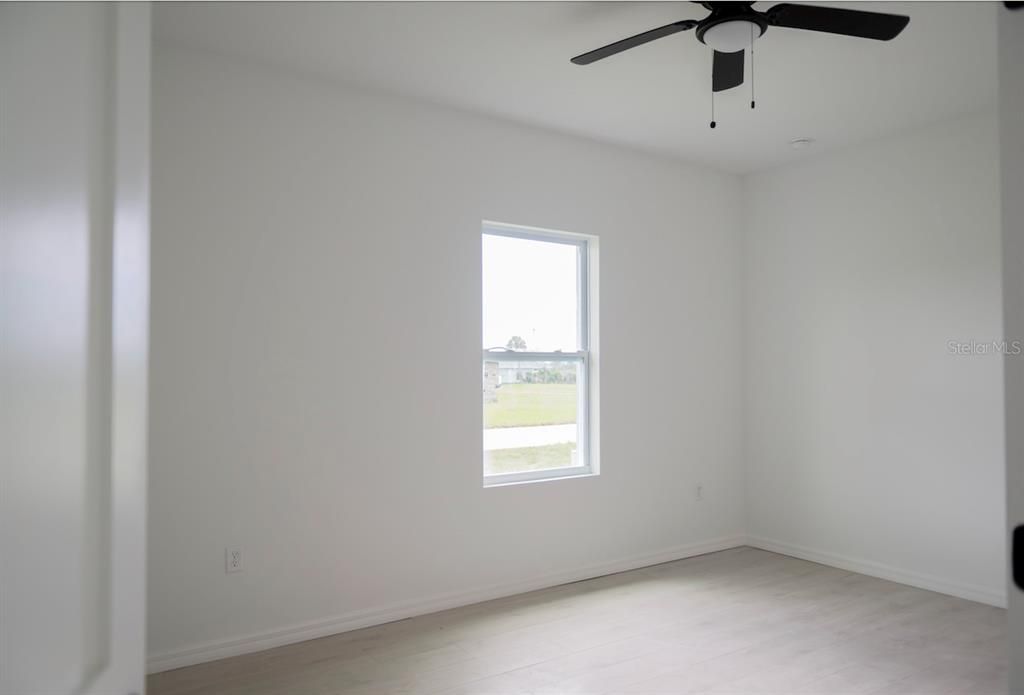 出租: $2,200 (4 贝兹, 2 浴室, 2012 平方英尺)