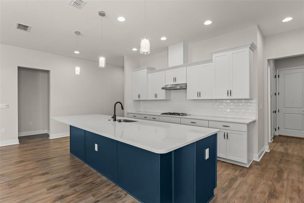 For Sale: $490,000 (3 beds, 2 baths, 2066 Square Feet)