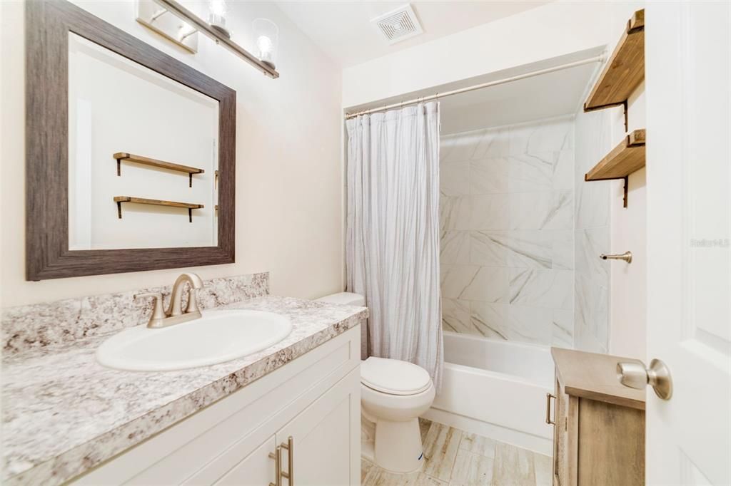 For Sale: $400,000 (3 beds, 2 baths, 1451 Square Feet)