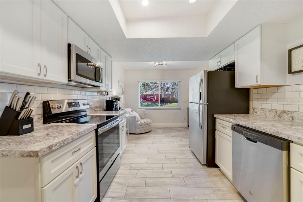 For Sale: $400,000 (3 beds, 2 baths, 1451 Square Feet)