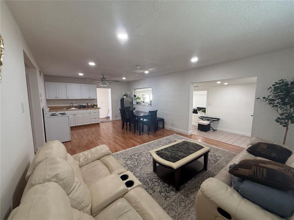 待售: $1,700,000 (0 贝兹, 0 浴室, 0 平方英尺)