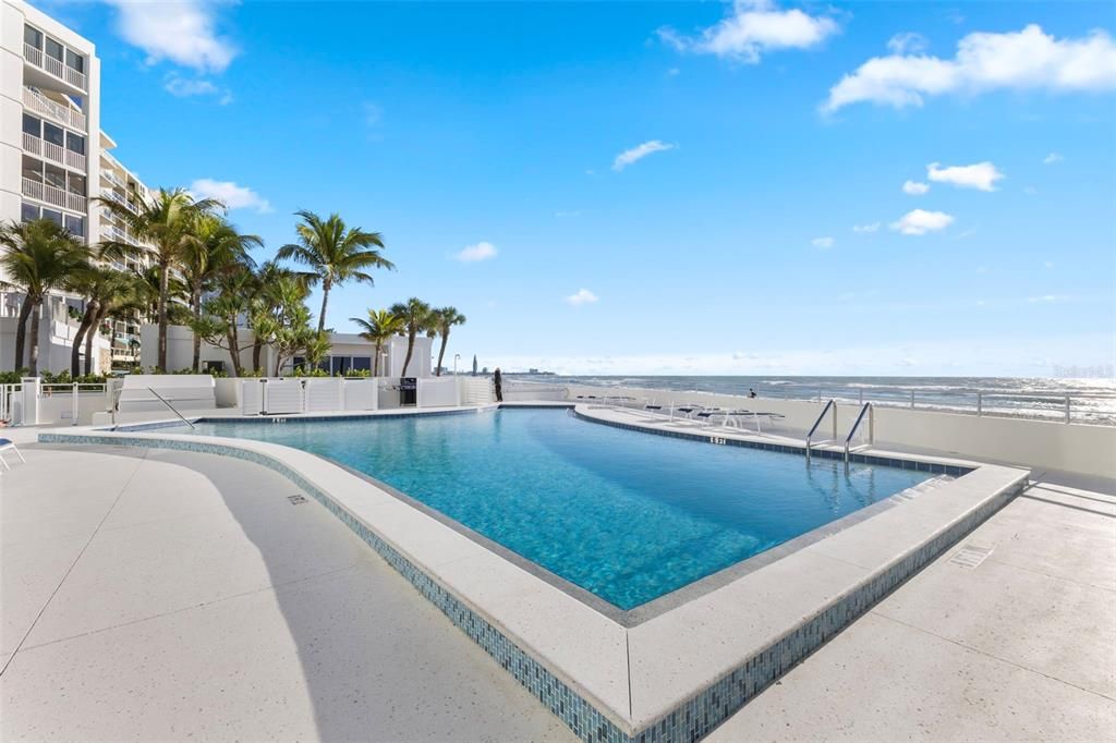 For Sale: $1,499,000 (2 beds, 2 baths, 1403 Square Feet)