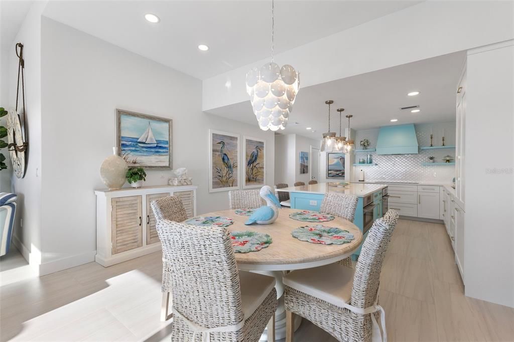 For Sale: $1,499,000 (2 beds, 2 baths, 1403 Square Feet)