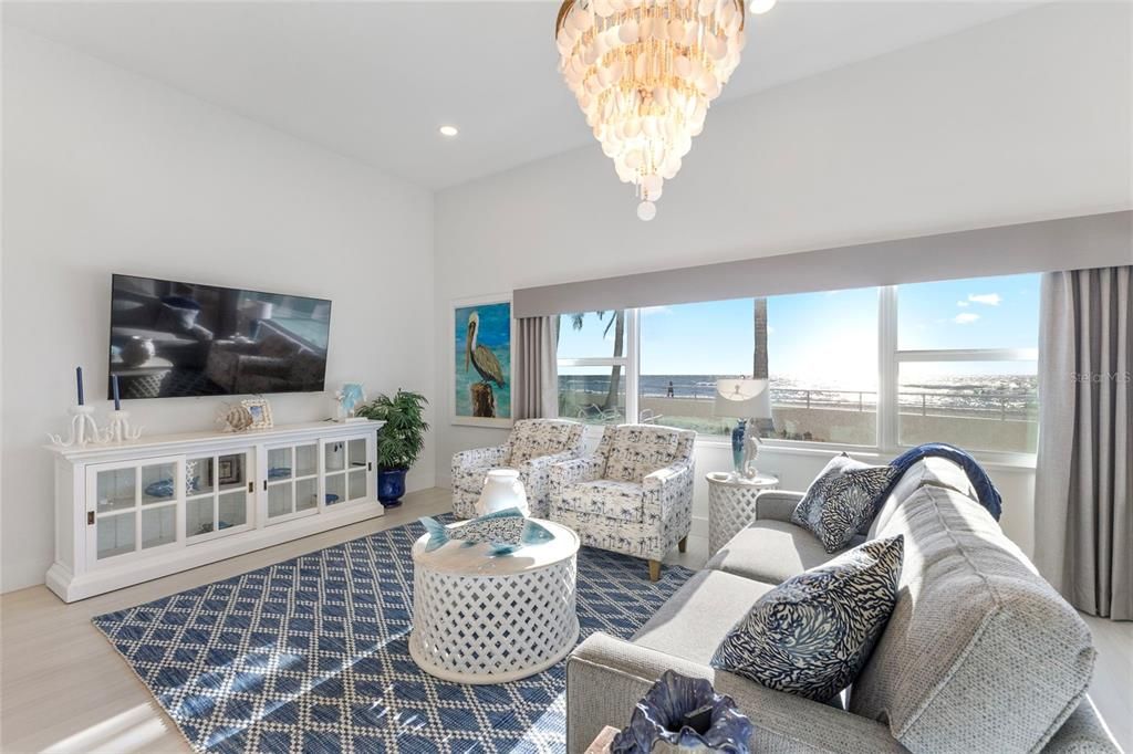 For Sale: $1,499,000 (2 beds, 2 baths, 1403 Square Feet)