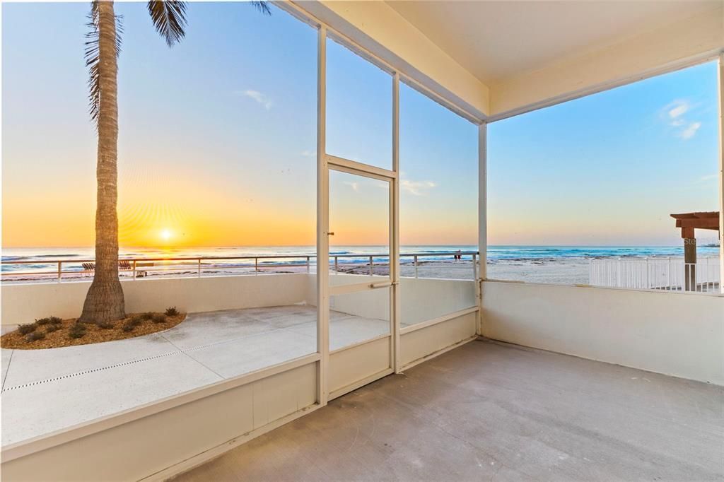 For Sale: $1,499,000 (2 beds, 2 baths, 1403 Square Feet)