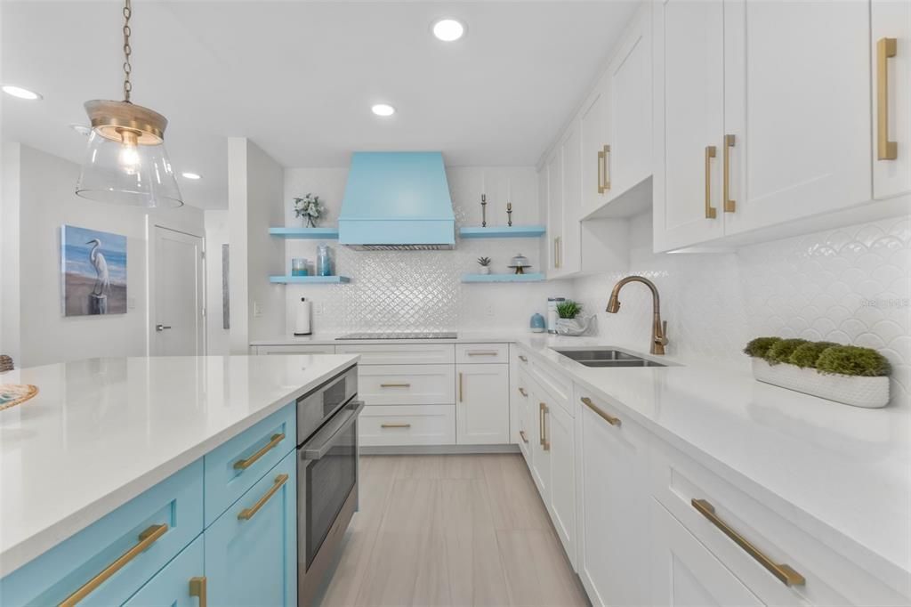 For Sale: $1,499,000 (2 beds, 2 baths, 1403 Square Feet)