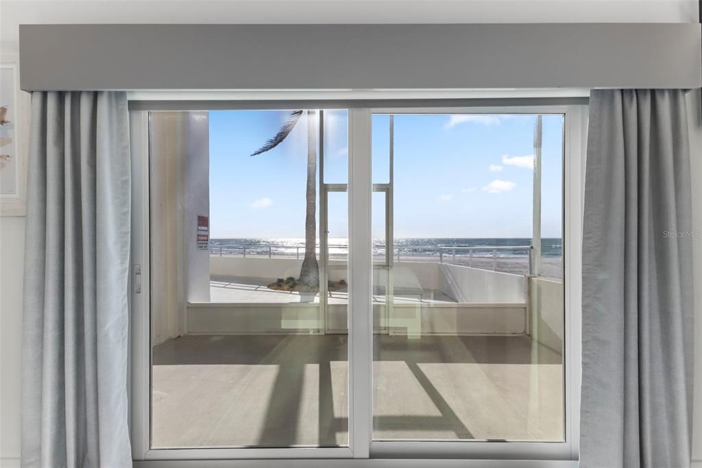 For Sale: $1,499,000 (2 beds, 2 baths, 1403 Square Feet)