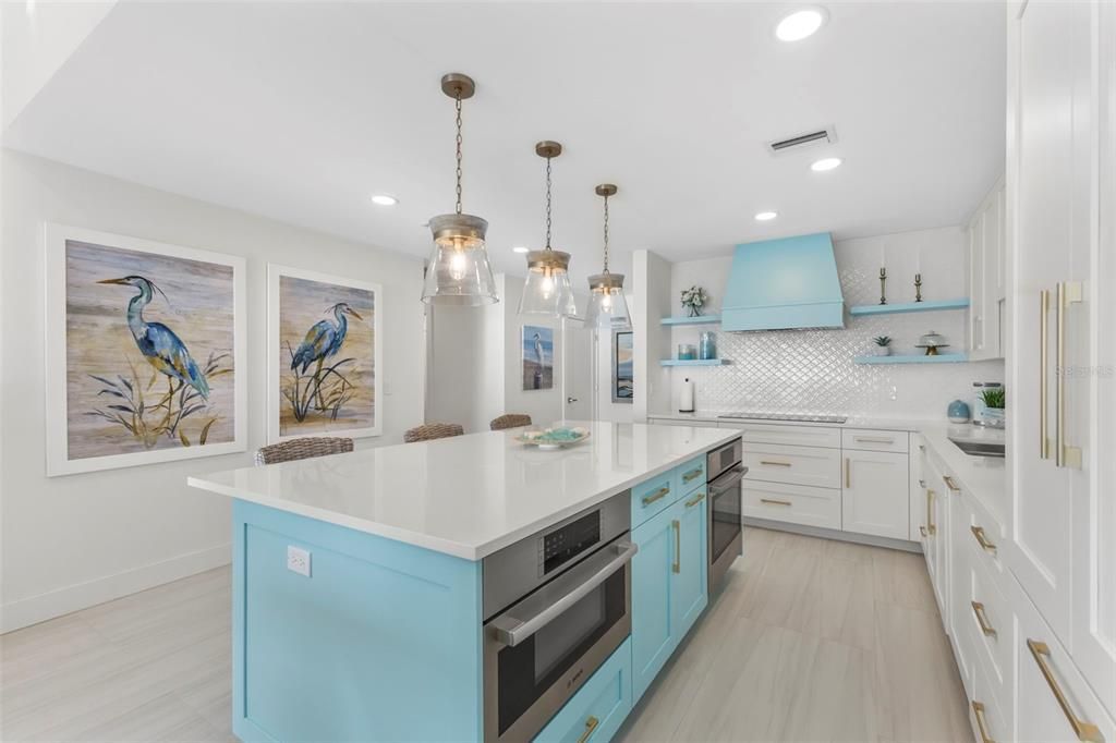 For Sale: $1,499,000 (2 beds, 2 baths, 1403 Square Feet)