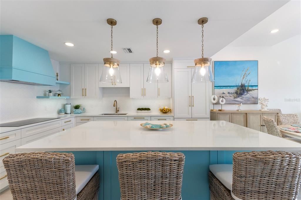 For Sale: $1,499,000 (2 beds, 2 baths, 1403 Square Feet)