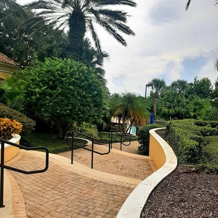 For Rent: $1,390 (1 beds, 1 baths, 672 Square Feet)