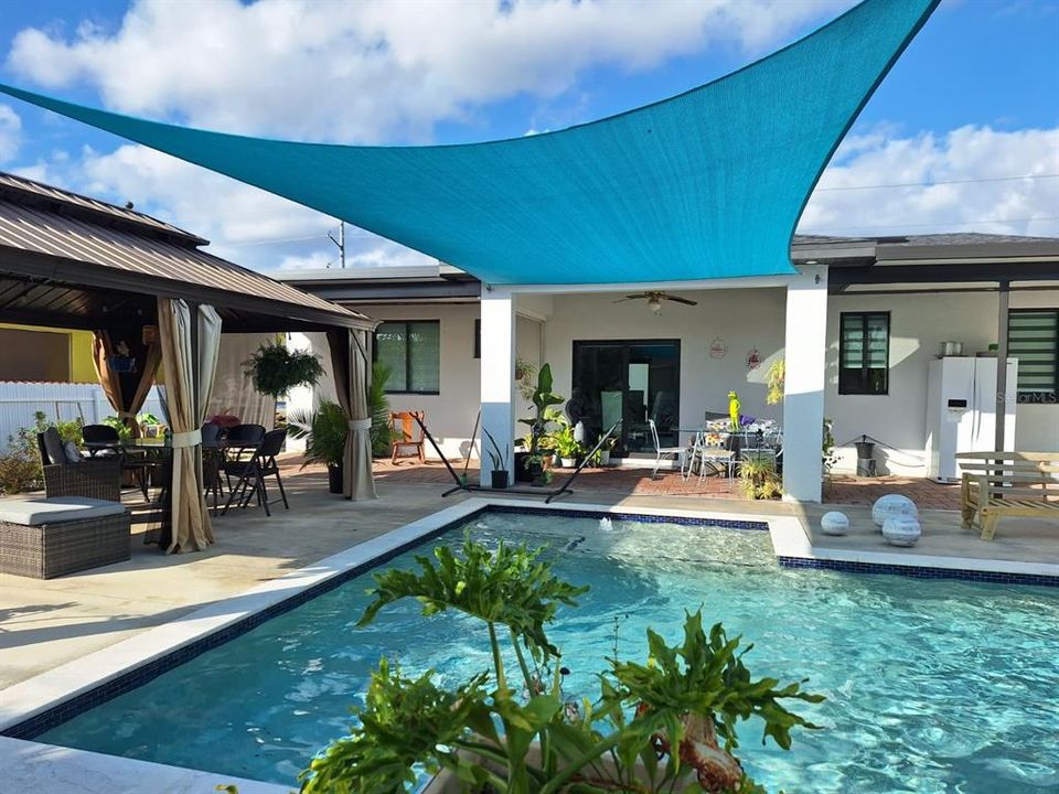 На продажу: $409,999 (3 спален, 2 ванн, 1338 Квадратных фут)