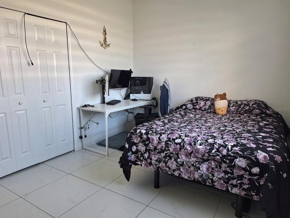 На продажу: $409,999 (3 спален, 2 ванн, 1338 Квадратных фут)