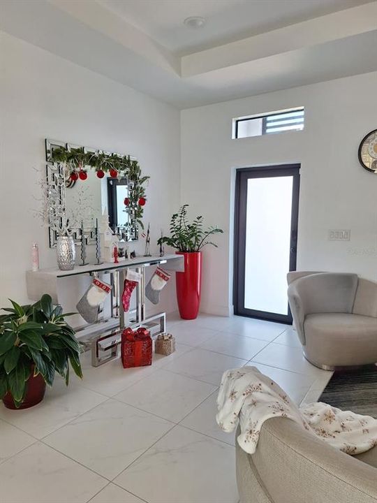 На продажу: $409,999 (3 спален, 2 ванн, 1338 Квадратных фут)