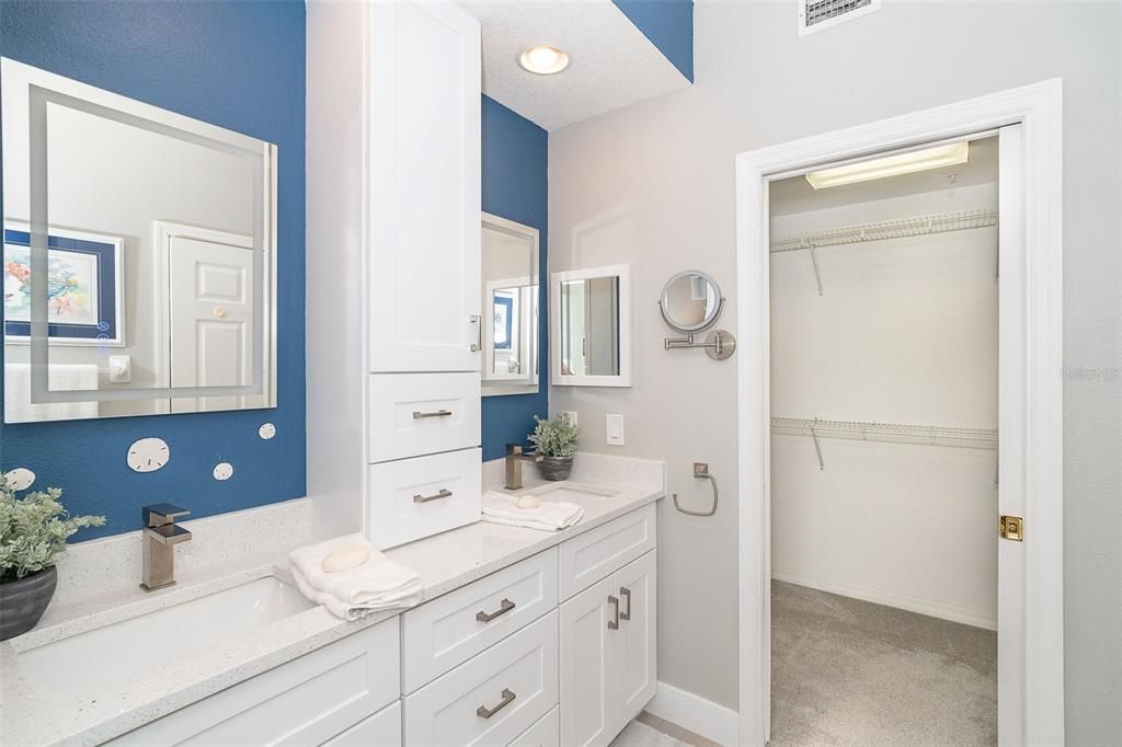 En Venta: $525,000 (3 camas, 3 baños, 1590 Pies cuadrados)