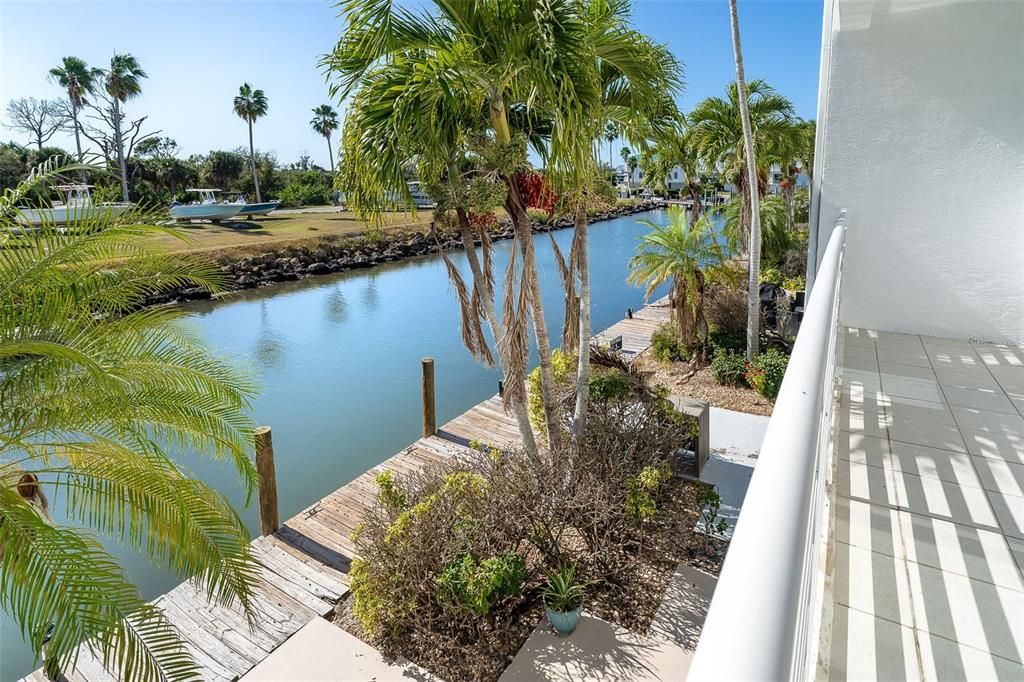 En Venta: $525,000 (3 camas, 3 baños, 1590 Pies cuadrados)